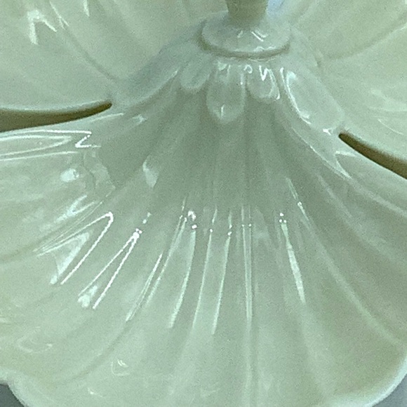 Lenox Triple Shell Serving Dish With Handle - Picture 7 of 9